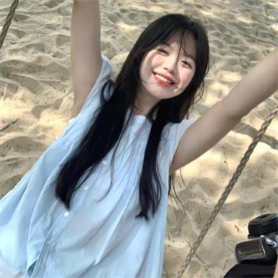 地铁女孩